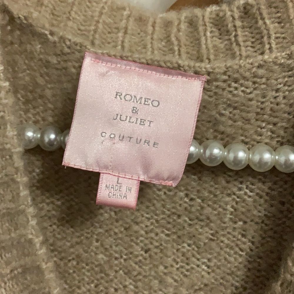 Romeo & Juliet couture large sweater vest - Picture 5 of 7